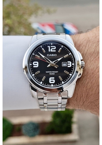 Casio Csıste117 Erkek Kol Saati