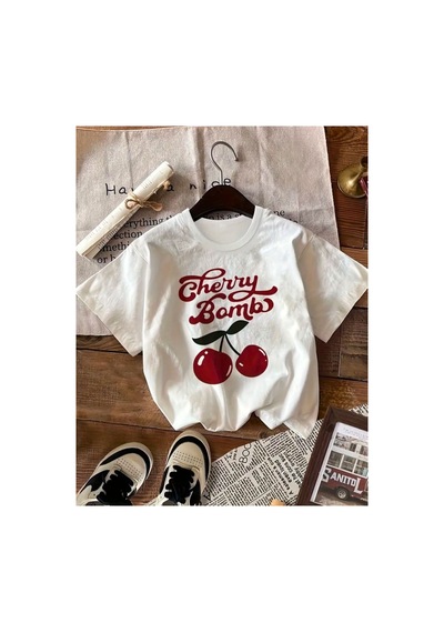 Medinenur Cherry Baskılı Basic T-shirt Beyaz