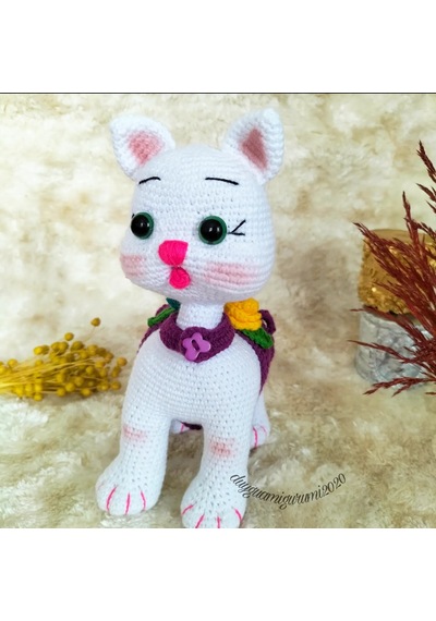 Amigurumi Sevimli Beyaz Kedi Oyuncak