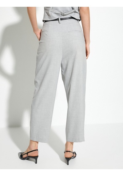 Koton Culotte Pantolon Kemerli Yüksek Bel Cep Detaylı Viskon Karışımlı Gri 4sak40179pw 4SAK40179PW023 Gri Koton Culotte Pantolon Kemerli Yüksek Bel Cep Detaylı Viskon Karışımlı Gri 4sak40179pw 4SAK40179PW023 Gri