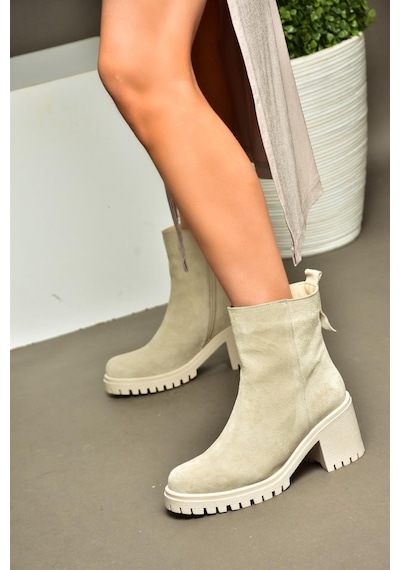 Fox Shoes R654006502 Bej Hakiki Deri Süet Kalın Topuklu Kadın Bot Bej