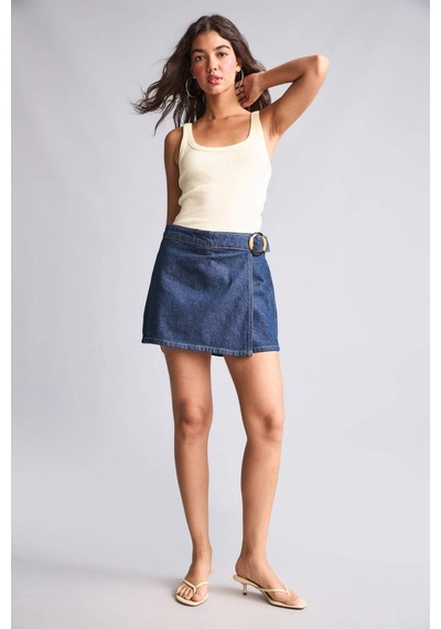 Defacto %100 Pamuk Asimetrik Kesim Mini Jean Şort I3185ax26hsnm82 Mavi-nm82