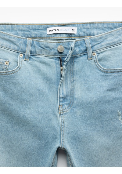 Koton Pamuklu Katlamalı Paça Bermuda Slim Fit Denim Şort Bleach 5sam40001ıd Açık Mavi