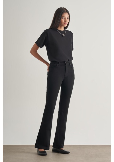Mizalle Skinny Fit Flare Paça Siyah Denim Pantolon Siyah