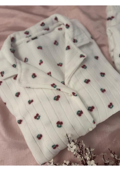 Mh Moony Homewears Onur Kiraz Desenli Kışlık Termal Polar Kumaş Pijama Takımı Bordo Tonlar Ve Beyaz