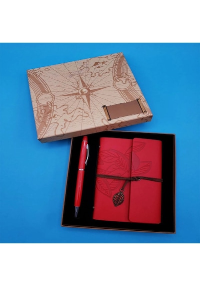 Kırmızı Kalem Ve Defter Çok Renkli