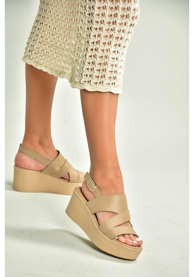 Fox Shoes U555750203 Bej Hakiki Deri Dolgu Topuklu Kadın Ayakkabı Bej-hakiki Deri