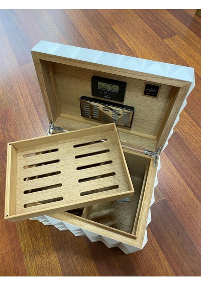 Colibri Grand Quasar Humidor Puro Kutusu Kırmızı 120's