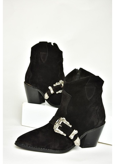 Fox Shoes T380395002 Siyah Süet Taş Detaylı Kadın Bot Siyah-Süet Siyah