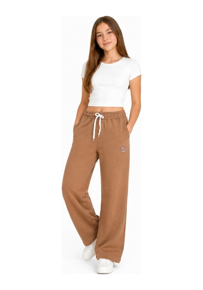 İrem Çocuk Giyim Kız Çocuk Beli Lastikli İp Bağlamalı Cepli Geniş Paça Modelli Camel Renk Eşofman Altı Kahverengi İrem Çocuk Giyim Kız Çocuk Beli Lastikli İp Bağlamalı Cepli Geniş Paça Modelli Camel Renk Eşofman Altı Kahverengi