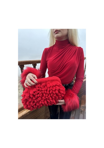 Melonndesign Puffy Çanta El Örgüsü Kol Çantası Yumoş Kırmızı
