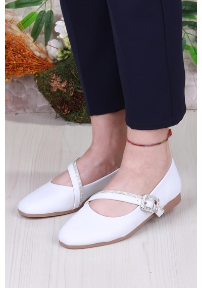 Fort 01-624 Soft Toka Detaylı Rahat Kadın Babet Beyaz