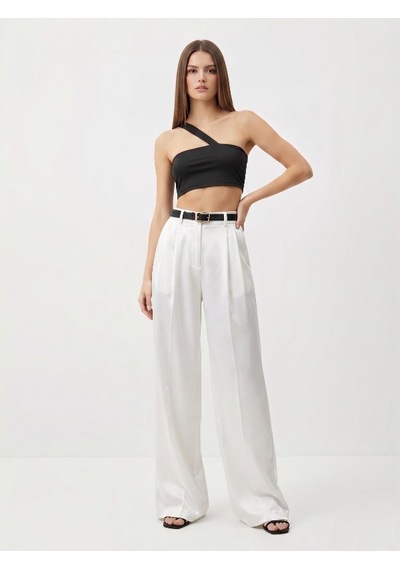Vaura Çapraz Askılı Minimalist Crop Top Bluz siyah