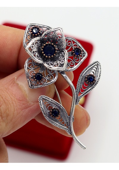 Safir Taşlı Zambak Model Telkari Gümüş Kadın Broş 201025412 Gümüş