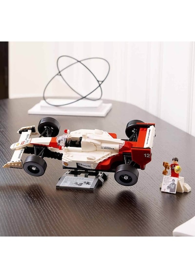 LEGO® Icons McLaren MP4/4 ve Ayrton Senna 10330 Araç Tutkunu Yetişkinler için Koleksiyonluk Yaratıcı Model Araba Yapım Seti - 693 Parça LEGO® Icons McLaren MP4/4 ve Ayrton Senna 10330 Araç Tutkunu Yetişkinler için Koleksiyonluk Yaratıcı Model Araba Yapım Seti - 693 Parça
