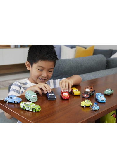 Mattel Disney Pixar Cars 10'lu Metal Araç Paketi, Hbw15