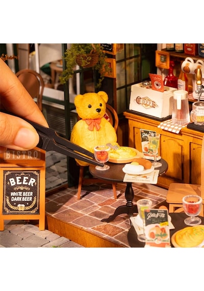 Rolife Dg167 İçkili Restoran Tipsy Restaurant Dıy Minyatür Maket Model Seti Mini Dollhouse 3d Model Kit Detaylı Dekoratif Hobi Seti 3d Puzzle Tiny House