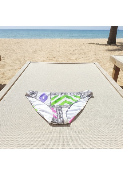 Bonbon Kadın Plaj Giyim Desenli Bikini Alt Bb2579 Çok Renkli