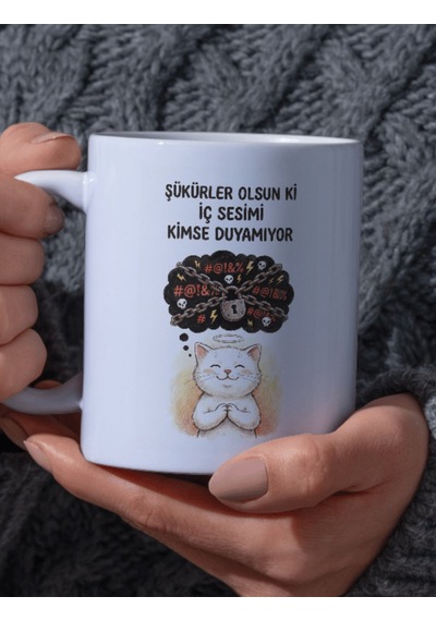 "şükürler Olsun Ki İç Sesimi Kimse Duyamıyor Yazılı Melek Görünümlü Kedi Tasarımlı Kupa"