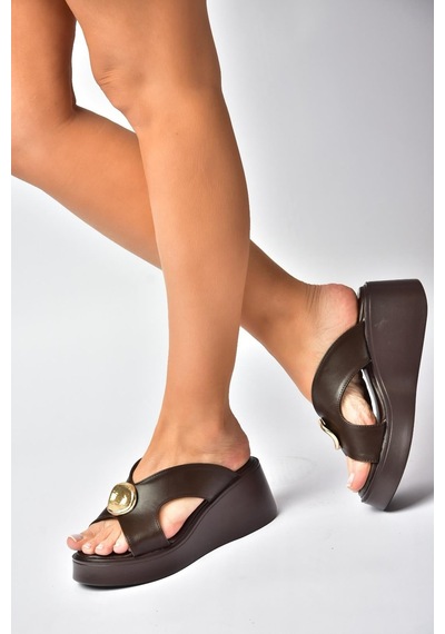 Fox Shoes Y973965409 Kahverengi Dolgu Tabanlı Kadın Terlik