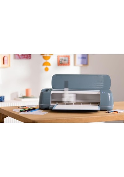 Cricut 2011290 Maker 4 Kesici Makine + Temel Aksesuar Paketi
