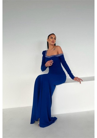 DefyModa Kadın Sade Krep Kumaş Madonna Yaka Maxi Abiye Elbise Saks