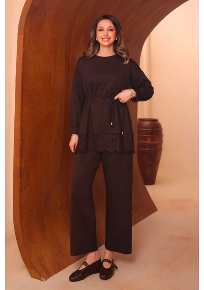 Balenbi Kadın Oysh Modal Kumaş Dantel Detaylı Kuşaklı Tunik Pantolon Tesettür Takım 1229 Kahverengi Balenbi Kadın Oysh Modal Kumaş Dantel Detaylı Kuşaklı Tunik Pantolon Tesettür Takım 1229 Kahverengi