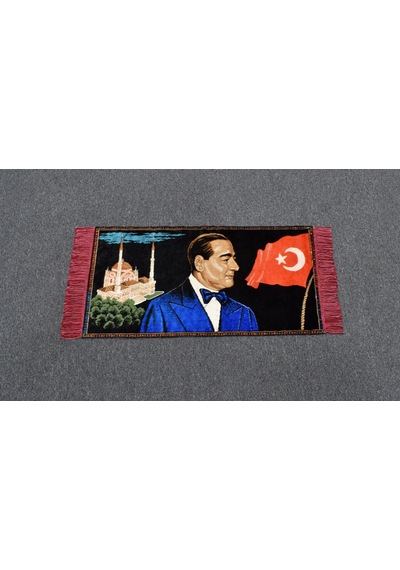 Zehra Abla Halı Yeni Nadir Merhum Adnan Menderes Tasvirli Portre Duvar Halısı 7182 Çok Renkli