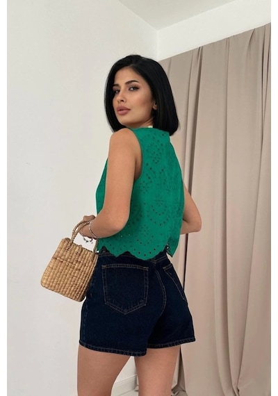 Defymoda Yeşil Sıfır Kol Brode Bluz Yeşil
