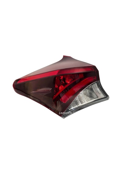 Leoparts Toyota Auris Stop Lambası Dış Sol 2015-2019 81561-02a60