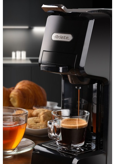 Ariete Çok Fonksiyonlu Kapsül, Pod Ve Öğütülmüş Kahve 4in1 Espresso Makinesi Siyah 1304/11