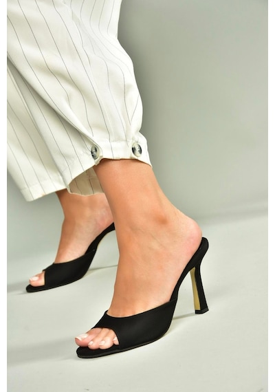 Fox Shoes U997062804 Siyah Kumaş İnce Topuklu Kadın Terlik Siyah