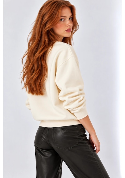 Mevese Kalp İşlemeli Kadın Sweatshirt- Bej