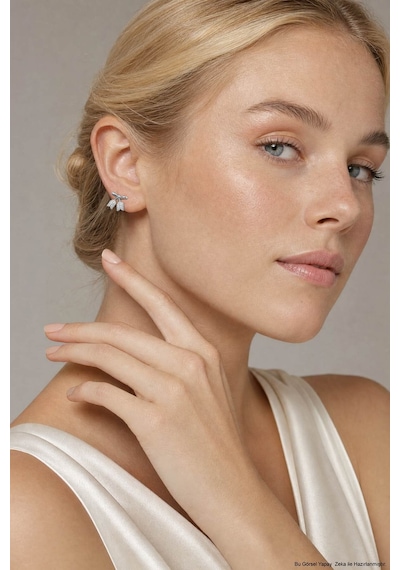 Rose 18 Ayar Beyaz Altın Kaplama Gümüş Flat-lobe Piercing