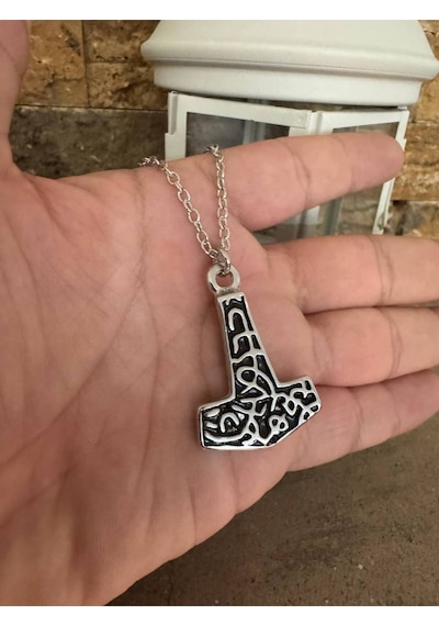 Thor Un Çekici Mjölnir Figürlü Unisex Kolye 60 Cm Zincirli, Güç Ve Koruma Sembolü Çok renkli