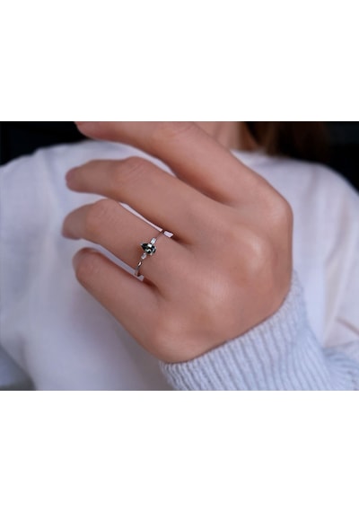 Sirius Baget Pırlanta Ve Yeşil Safir Taşlı Yüzük 0846R0004