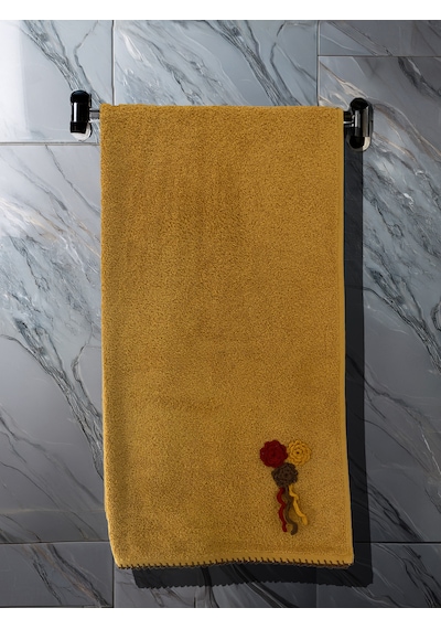 Çiçek Motifli, Kedi Tırnağı Oyalı, Yumuşak Dokulu Pamuklu Vücut Havlusu 70x130 Cm Sarı