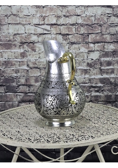 Keski İşlemeli Kalaylı Bakır Sürahi