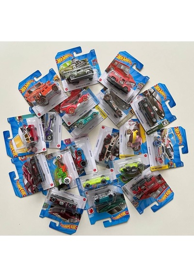 Hot Wheels 10'lu Başlangıç Seti (10 Farklı Model)