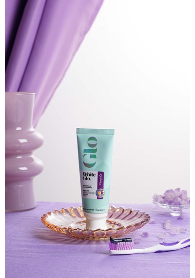 White Glo Glutensiz Sarı Leke Karşıtı Mor Diş Macunu 115 G