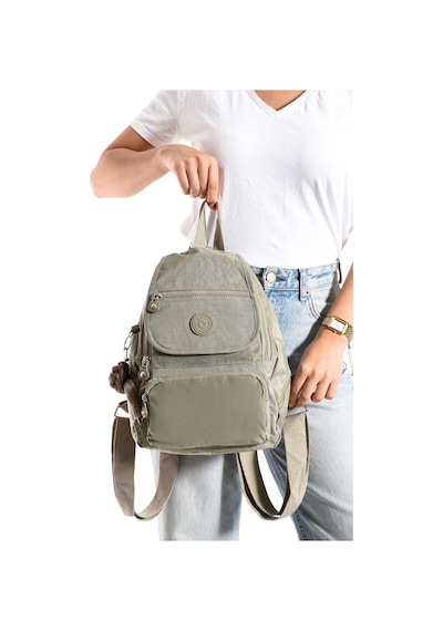 Baginn Kadın Sırt Çantası Kapaklı Model 30 25 Cm Hafif Klinkır Kumaş Spor Çantası Günlük Bayan Çantası Bej Baginn Kadın Sırt Çantası Kapaklı Model 30 25 Cm Hafif Klinkır Kumaş Spor Çantası Günlük Bayan Çantası Bej