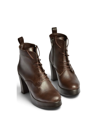 Fox Shoes Z996251309 Kahverengi Kalın Platform Topuklu Kadın Bot