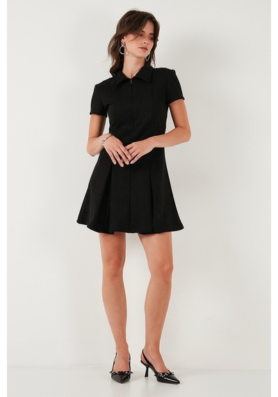Lela Regular Fit Fermuarlı Polo Yaka Kısa Kollu Pileli Süet Bayan Elbise 5866438 Siyah
