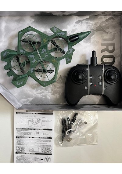 Uzaktan Kumandalı Yeşil Uçak Dron 2.4ghz 360 Derece Dönen Otomatik İniş Kalkış