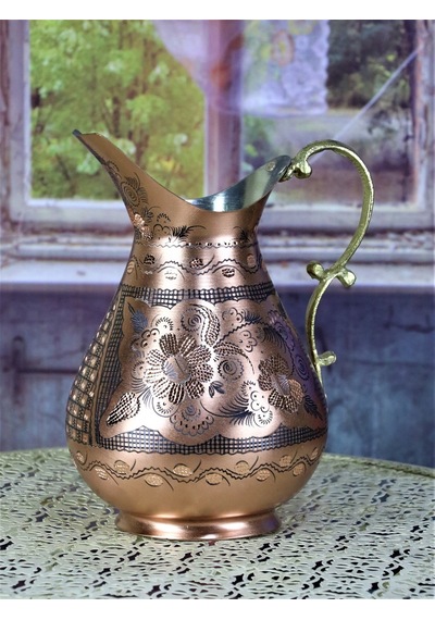 Gül Çiçek Eskitme İşlemeli Bakır Sürahi