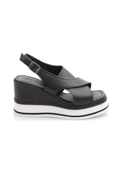 Dgn 722-24170 Kadin Mega Kalin Taban Sandalet Siyah