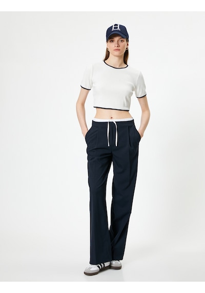 Koton Crop Tişört Slim Fit Kısa Kollu Bisiklet Yaka Kaşkorse Renk Kontrastlı Kırık Beyaz 4sak50626ek Ekru Koton Crop Tişört Slim Fit Kısa Kollu Bisiklet Yaka Kaşkorse Renk Kontrastlı Kırık Beyaz 4sak50626ek Ekru