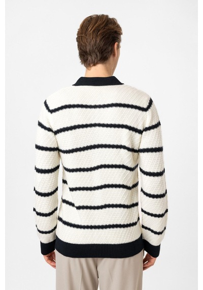 Back&bond Beyaz Regular Fit Çizgili Yünlü Polo Yaka Triko Kazak