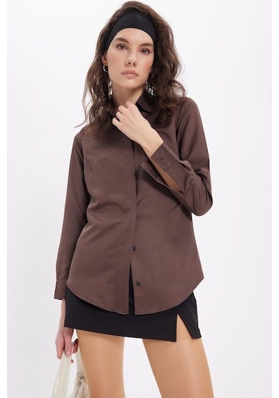 Tudors Kadın Slim Fit Dar Kesim Vucüda Oturan Uzun Kollu Gizli Düğme Detaylı Kahverengi Basic Gömlek-41567
