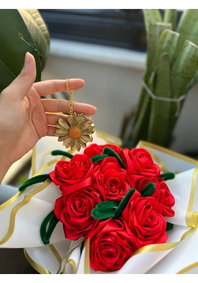 Novavita Yenihayat Anneler Günü, Sevgiliye Özel Güne Solmayan Çiçek Buketi Ve Anahtarlık Kırmızı